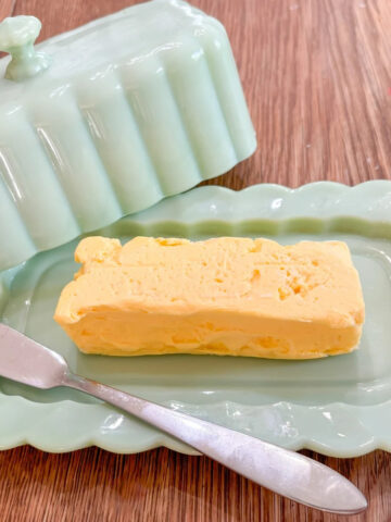 Featured image of homemade raw butter from cream of raw milk