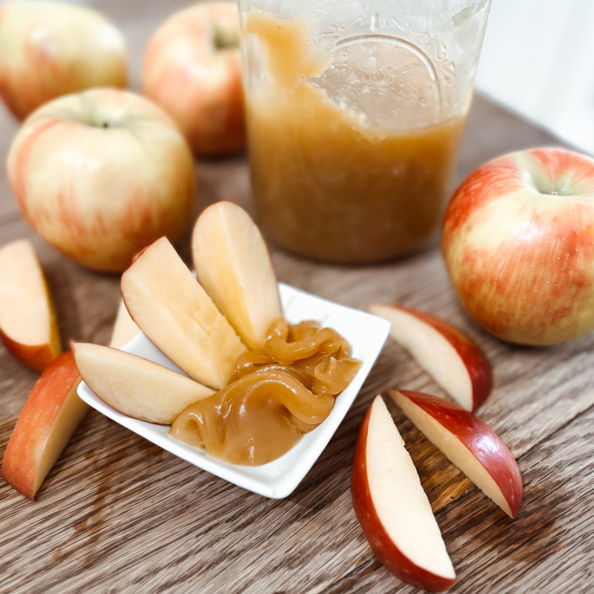 New featured image for homemade whey caramel with apple slices