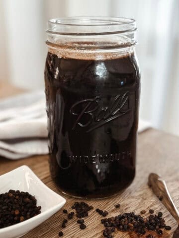 Homemade elderberry honey syrup for a natural immune support featured image